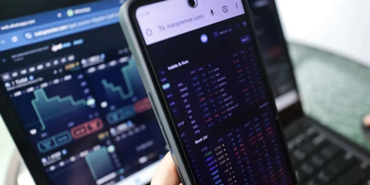 Ekspektasi Penurunan BI Rate, Sektor Saham Diuntungkan