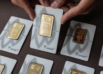 Harga Emas Antam Turun, Termurah Rp985.500 per Gram