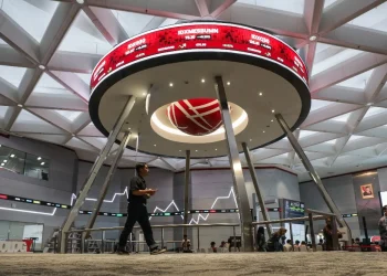 Saham BRPT dan AMRT Anjlok, Indeks Bisnis-27 Melemah