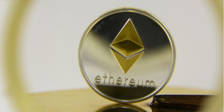 Ethereum Cetak Bull Flag, Siap Tembus US$ 3.600