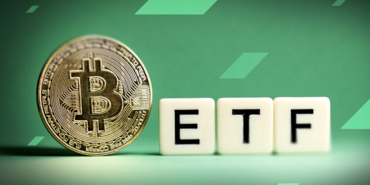 ETF Bitcoin BlackRock Disorot, Saylor Optimistis